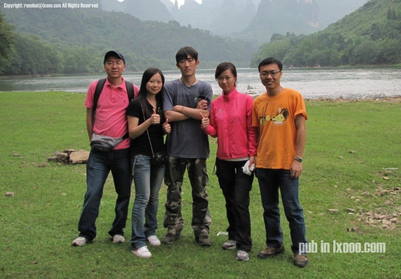 sleepwalking-lijiang-river-01