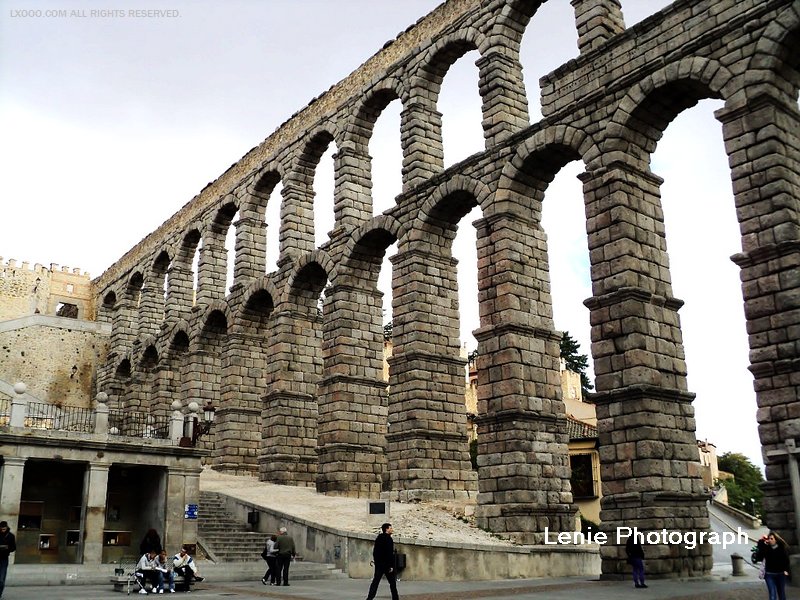 Brother_Wei_Ya_Luoma_aqueduct_race